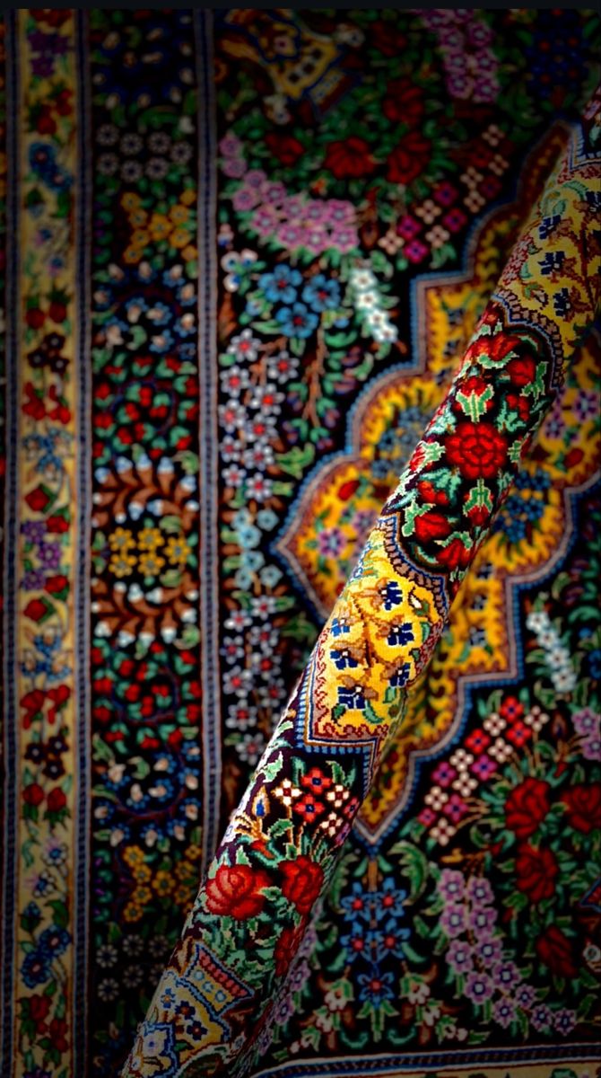 Qom Pure Silk — Multicolour Floral